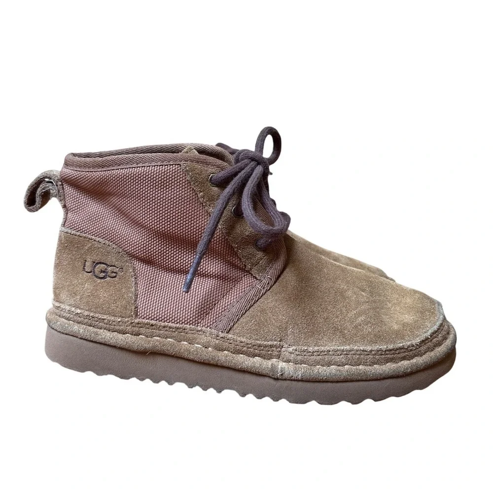 UGG Neumel Chukka Boots Kids Brown Suede Textile Lace Up SIZE 2